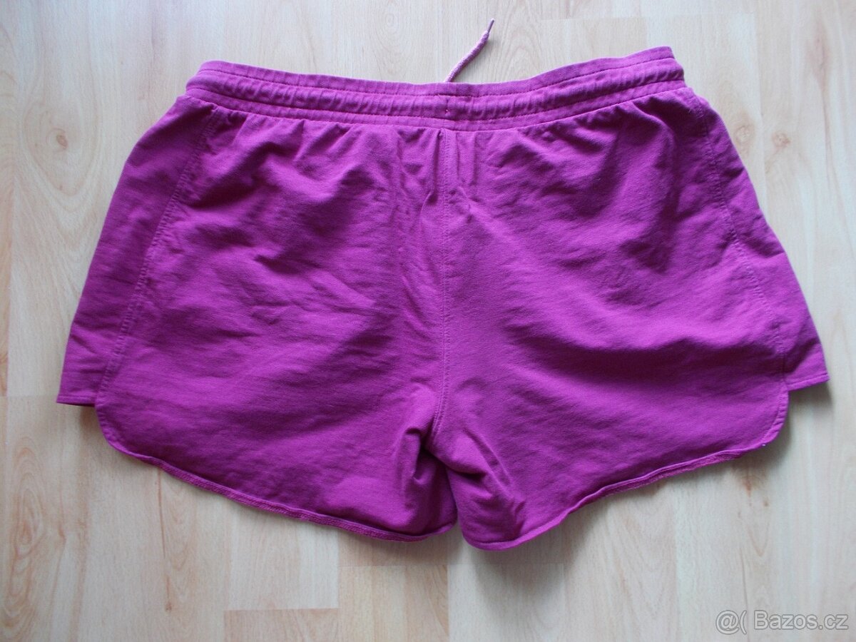 Nabízím dámské kraťasy - 3