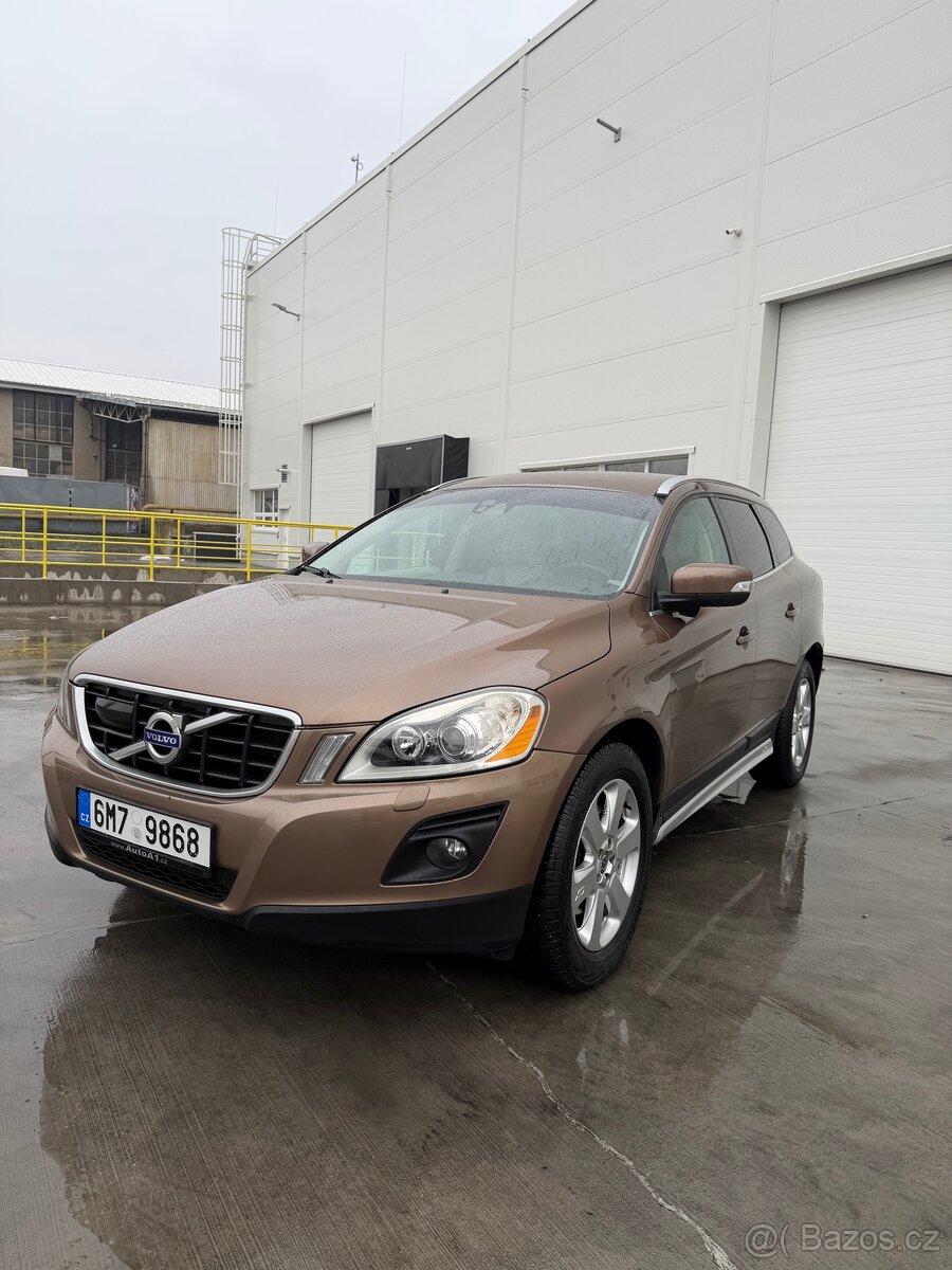 Volvo XC60 D5, 2,4d, 151Kw r.v. 2010 - 3