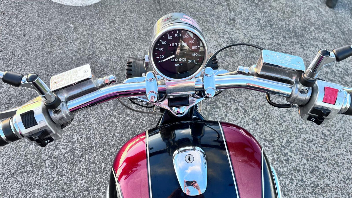 Suzuki VS 1400 Intruder - 3