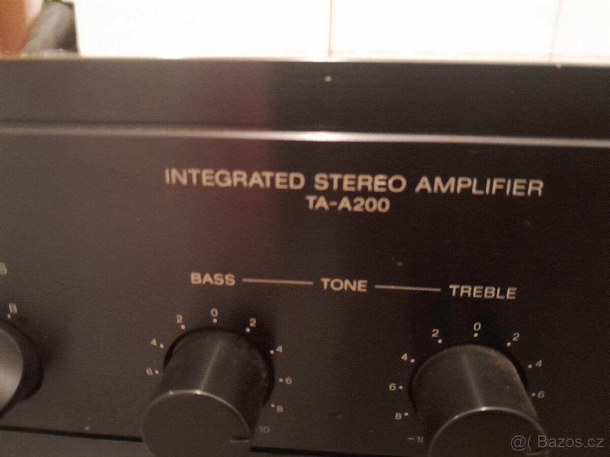 Zesilovač Sony TA-A200 - 3