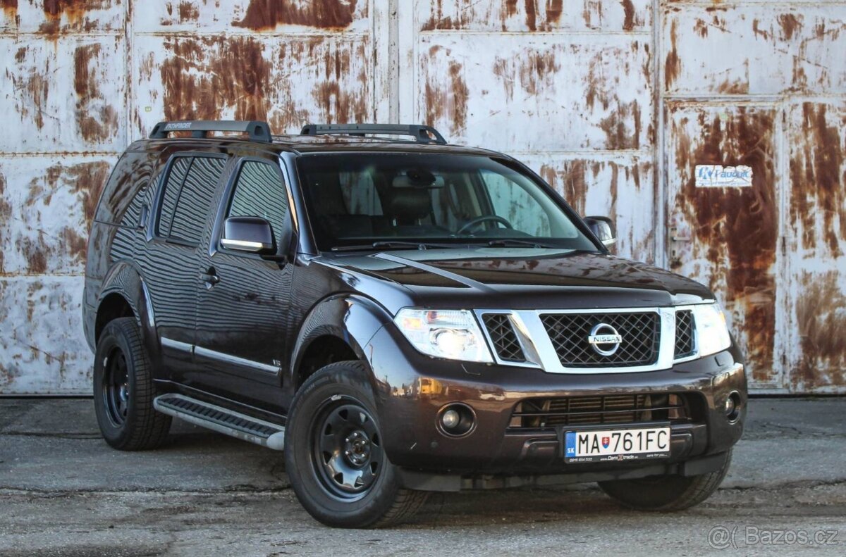 Nissan Pathfinder 3.0 V6 A/T 7MIEST - 3