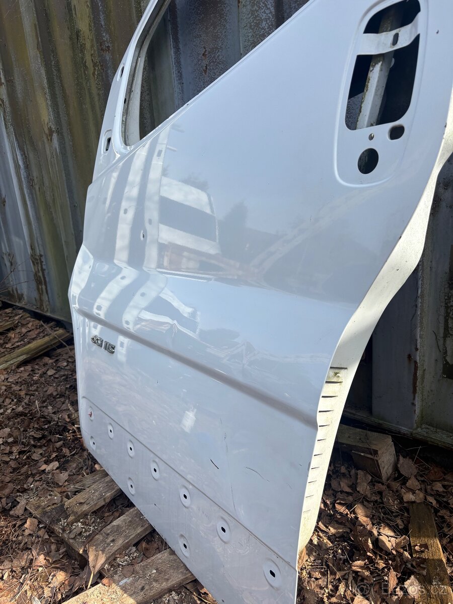 Renault trafic levé přední dveře - 3