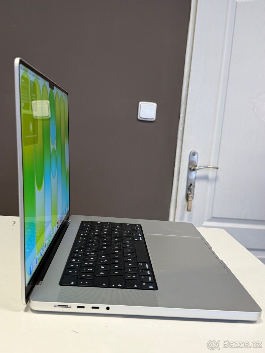 MacBook PRO 16” M1 PRO 2021 - 3