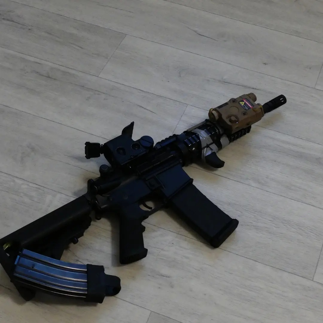 Puška M4 cqb - 3