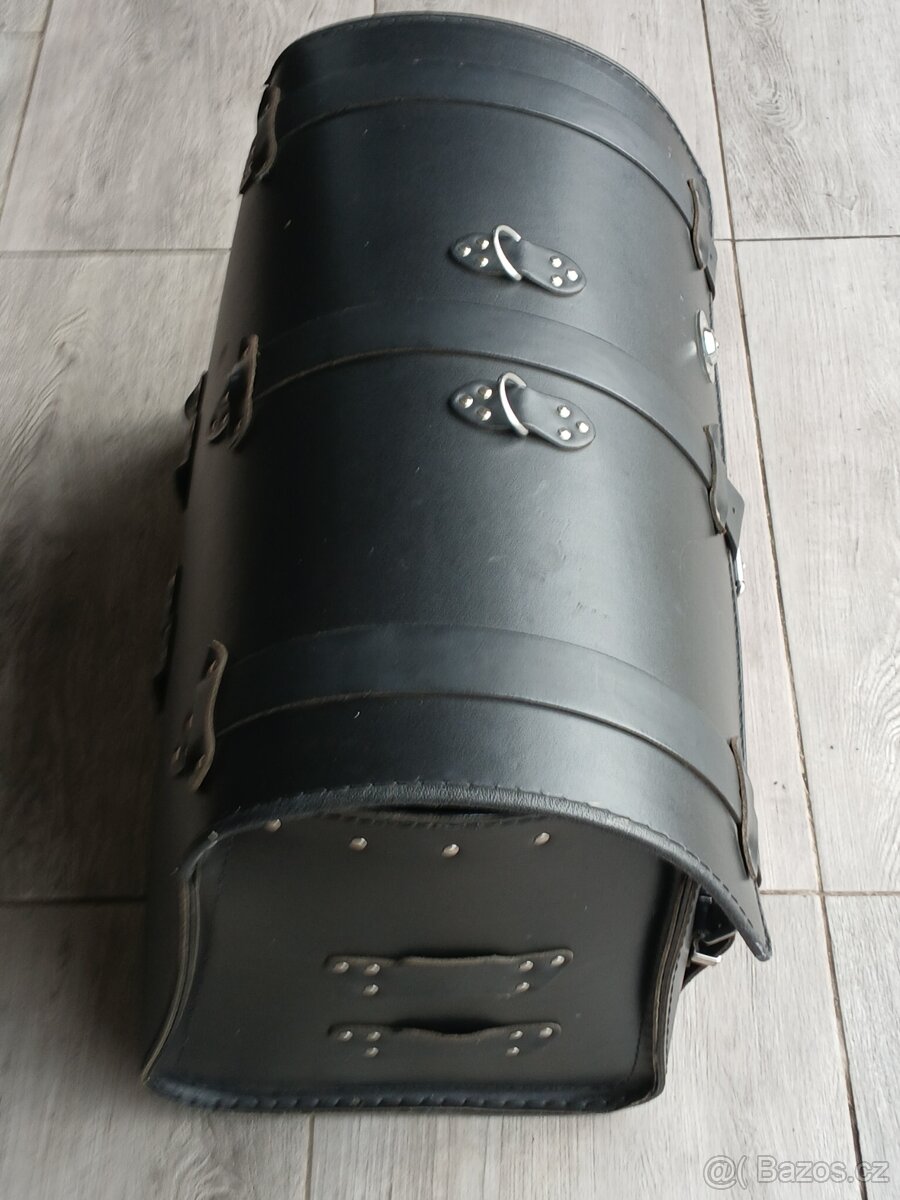 Zadní brašna na custom - 3