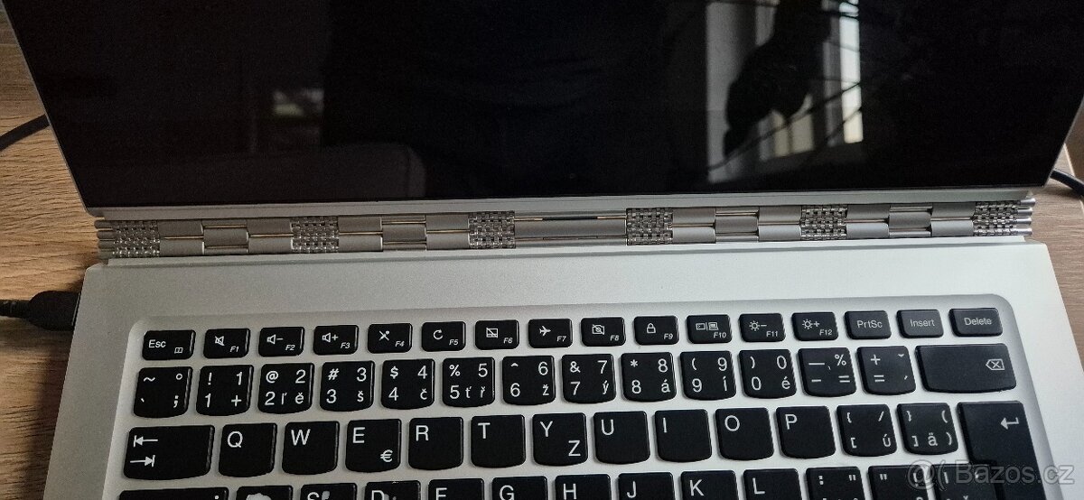 Lenovo YOGA 910-13IKB - 3