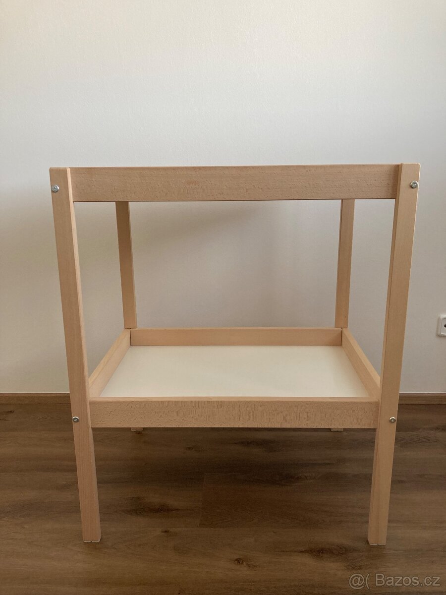 Přebalovací pult - 3