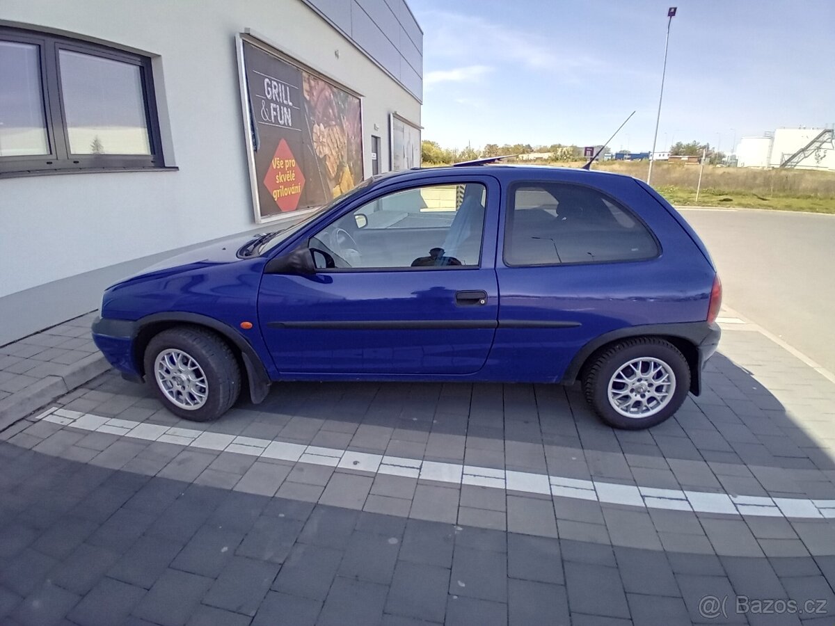 Opel corsa b - 3