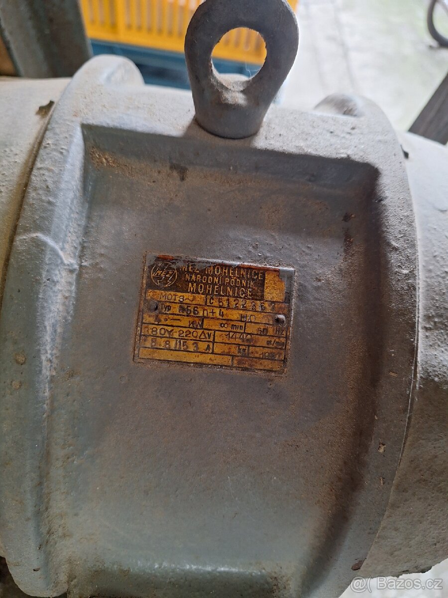 Kolébkou cirkulárku tovární výroby - 3