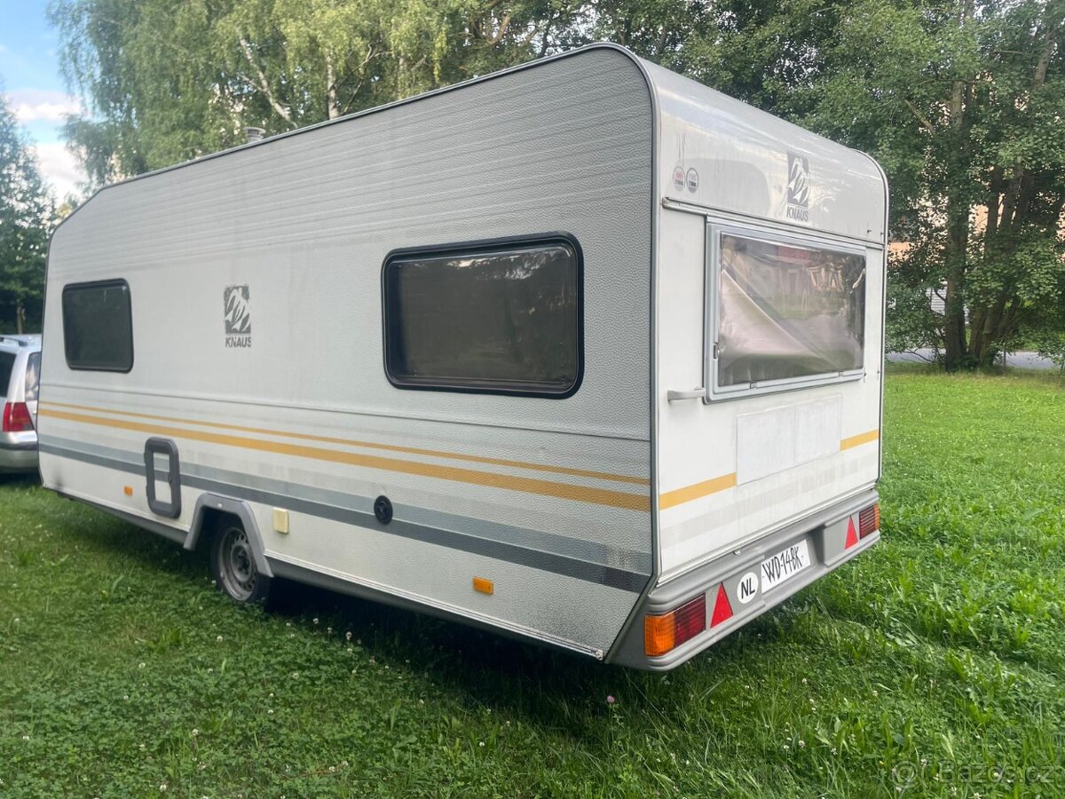 Knaus Sudwind 490, předstan, palandy, WC, STK - 3