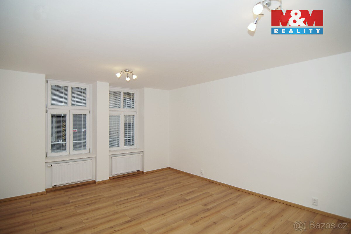 Pronájem bytu 1+1, 49 m2, Ostrava, ul. Veleslavínova - 3