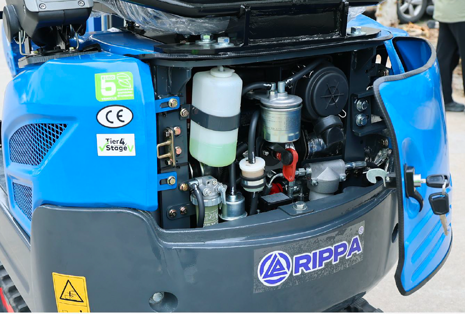 Minibagr RIPPA R15 ECO motor Kubota - 3