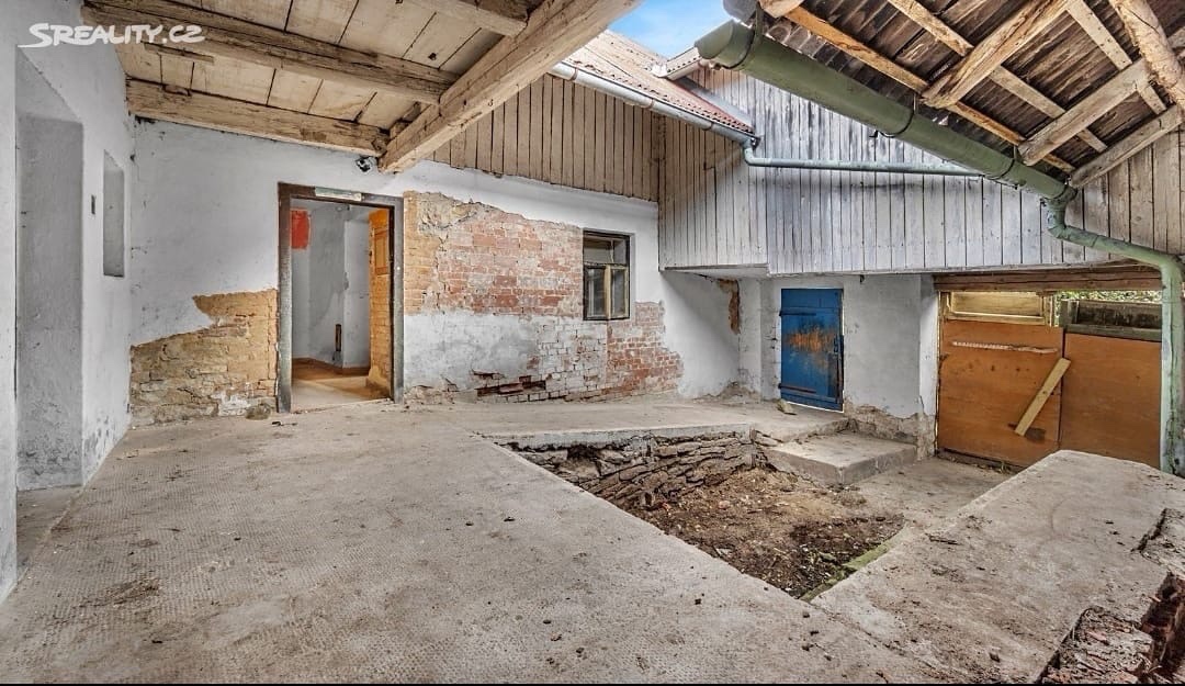 PRODÁM DŮM SEBRANICE - 3