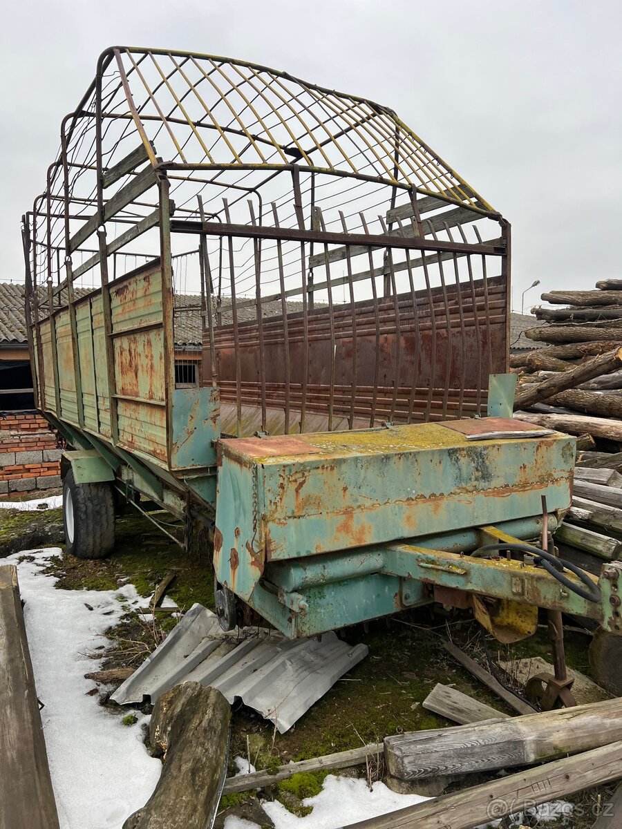 Valníky za traktor - 3