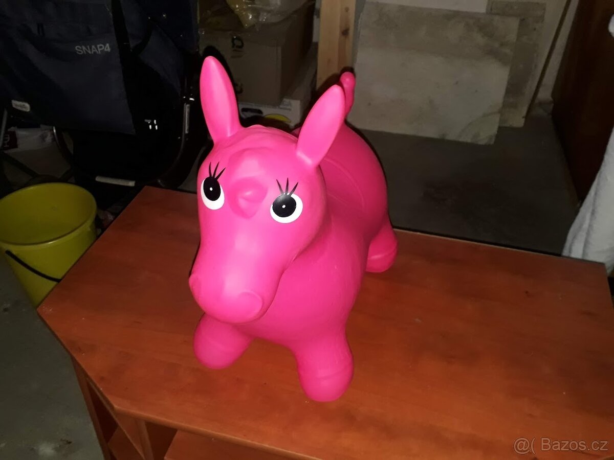 Skákací koník hopsadlo Ponny - 3