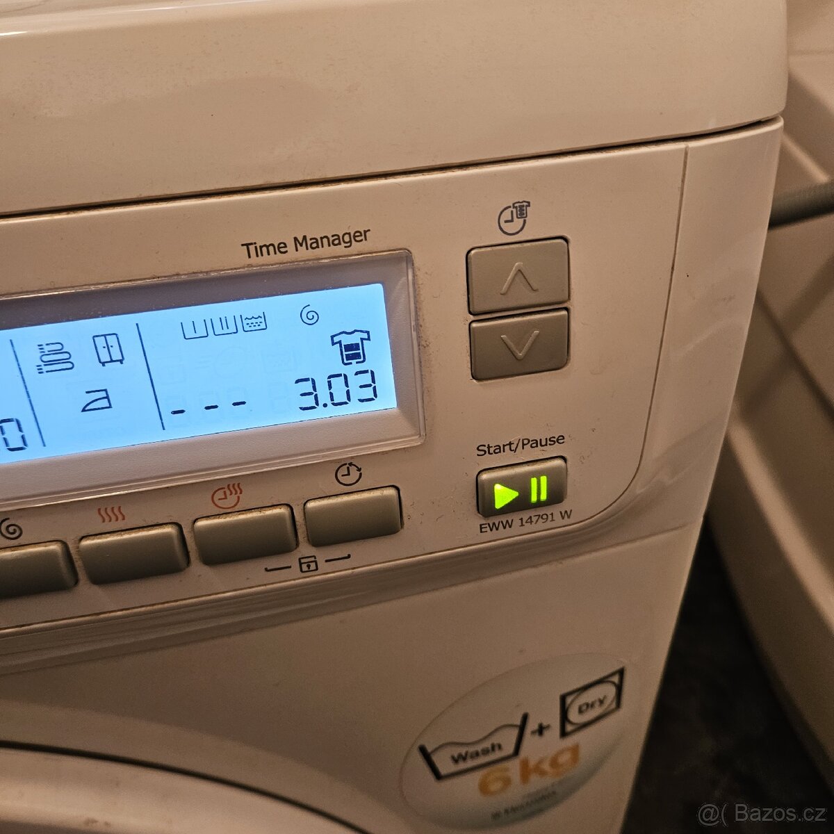 Prodám pračku se sušičkou Elektrolux - 3