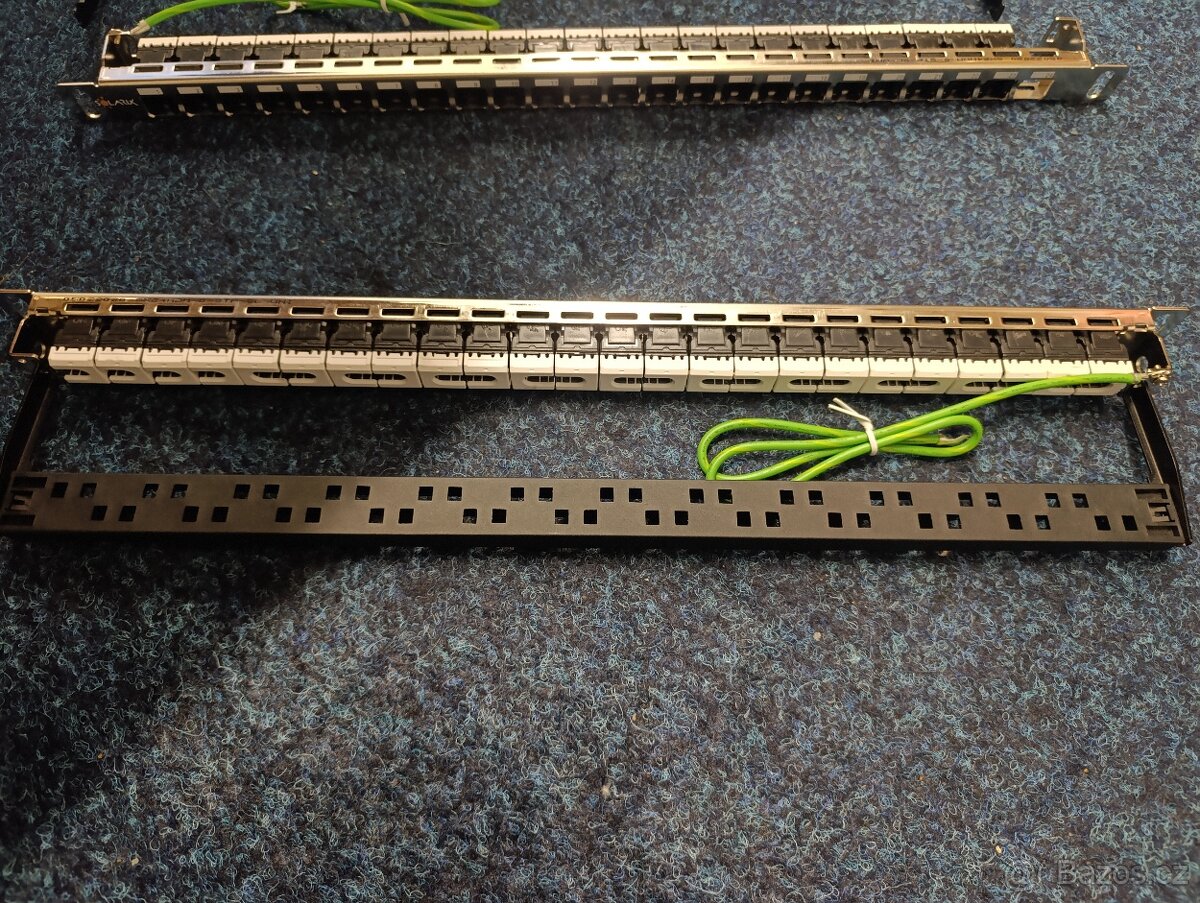 2x SOLARIX 19" Patch panel 24 port, modulární osazený, CAT6 - 3