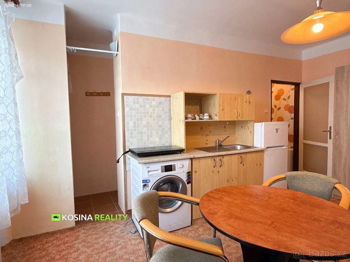 Pronájem bytu 1+kk 21 m² - 3