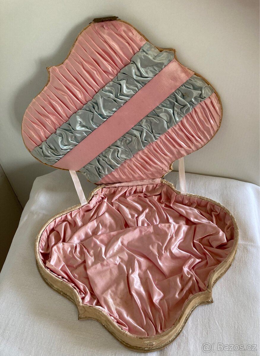 Pouzdro na příbory - 3