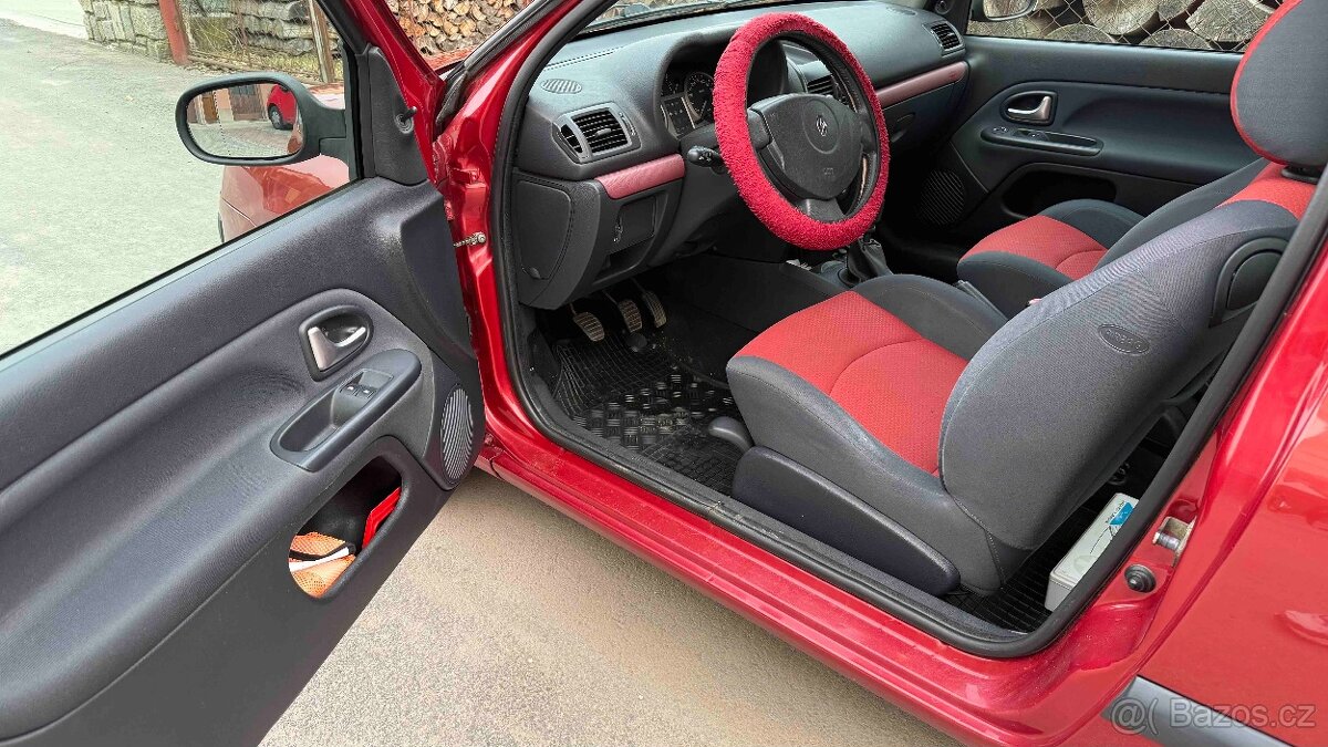 Renault Clio II 1.2 // mk2 // benzín - 3