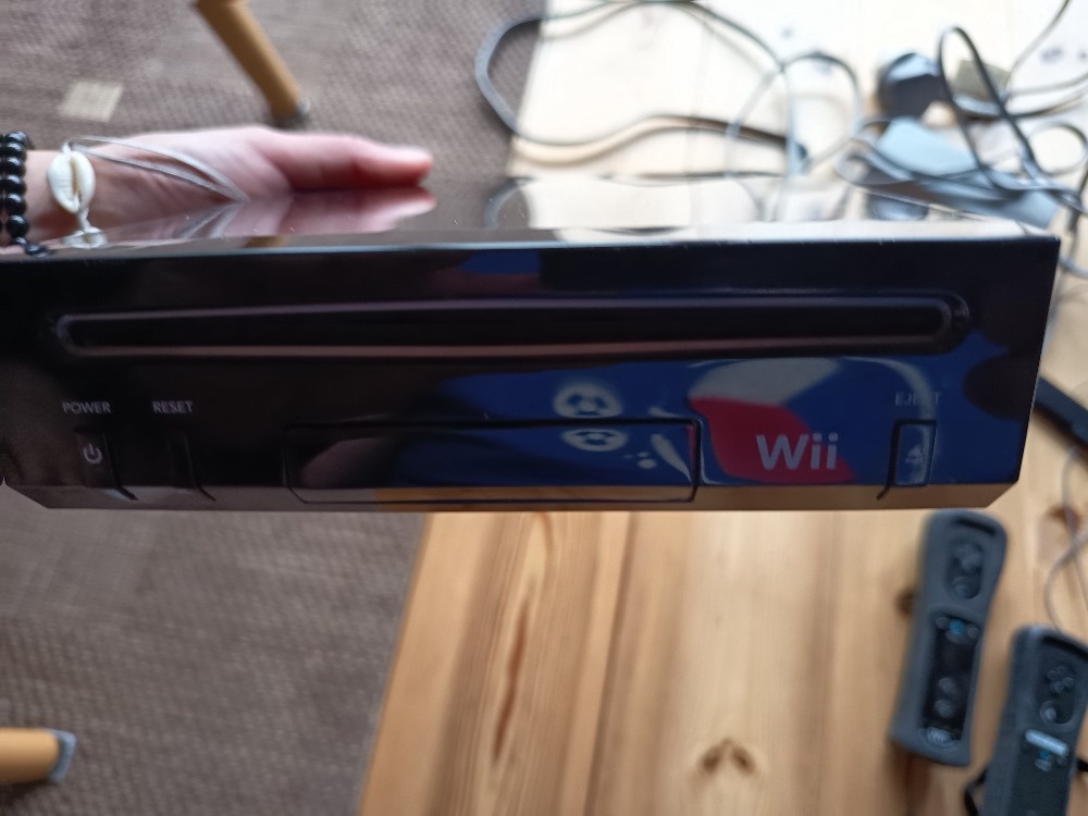 Prodám Nintendo Wii - 3