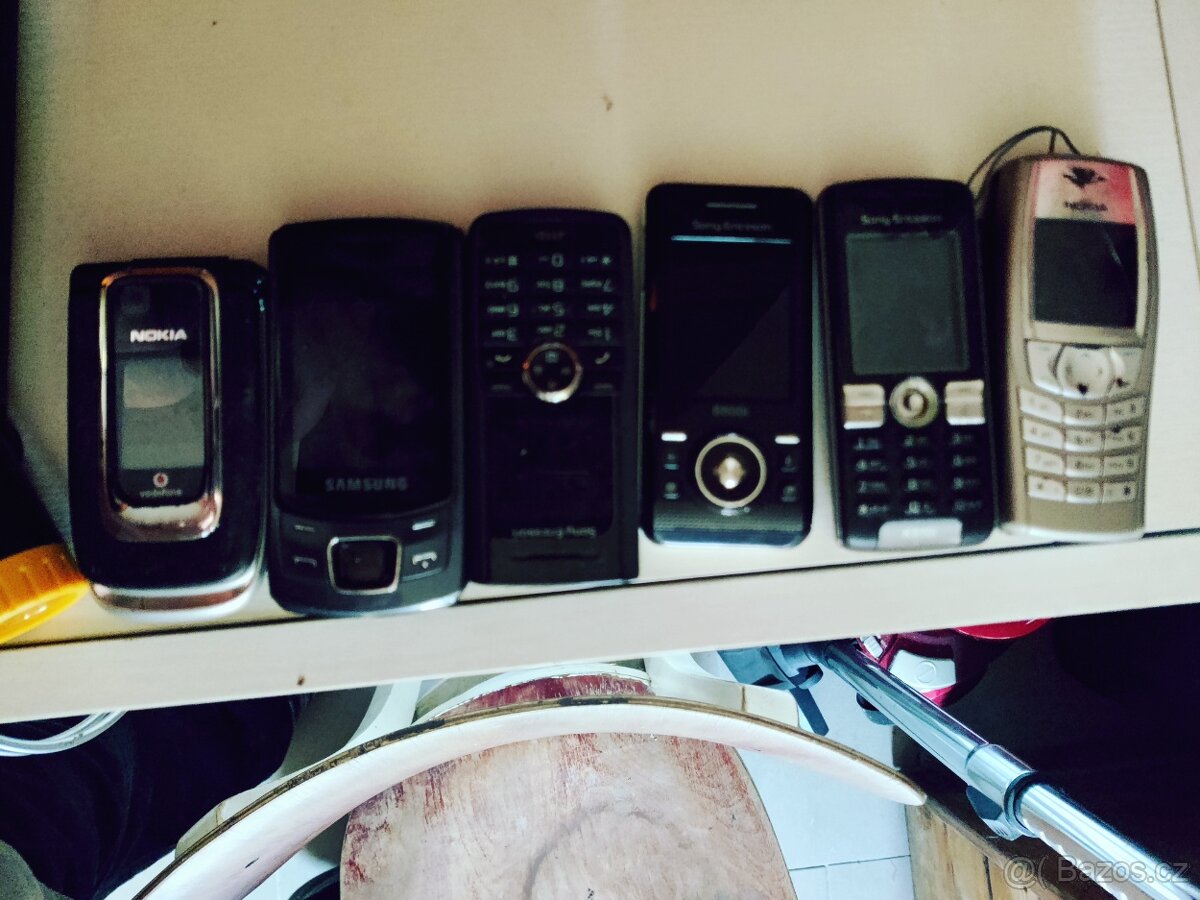 Staré baterky a mobilní telefony - 3