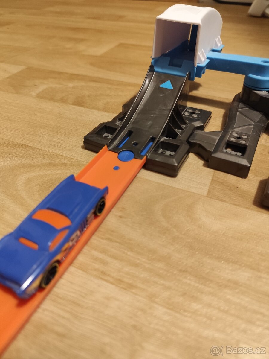 Hot wheels dráha - 3