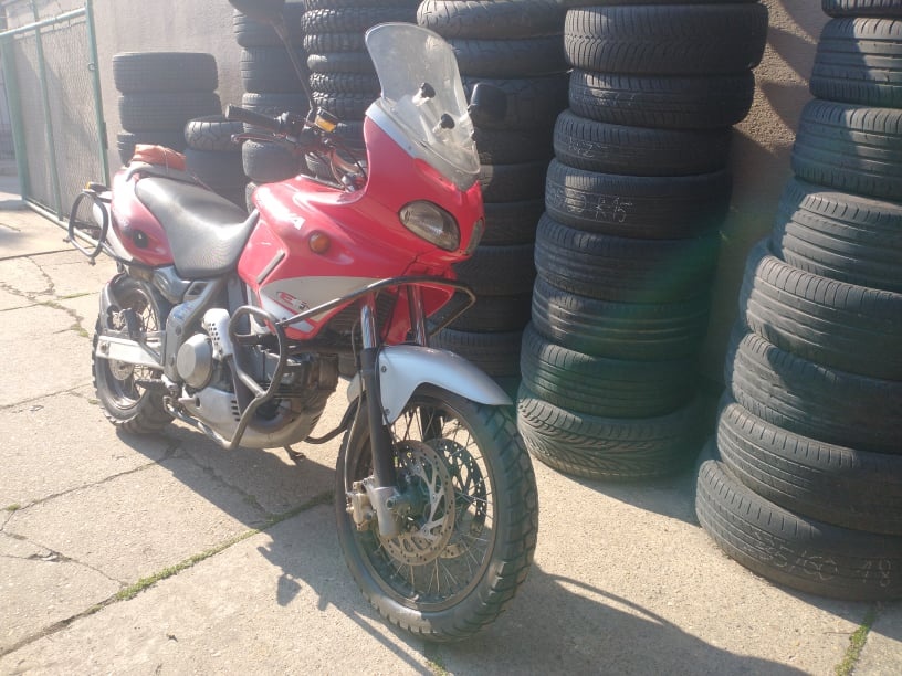 Prodam cagiva grancanyon 900i.e