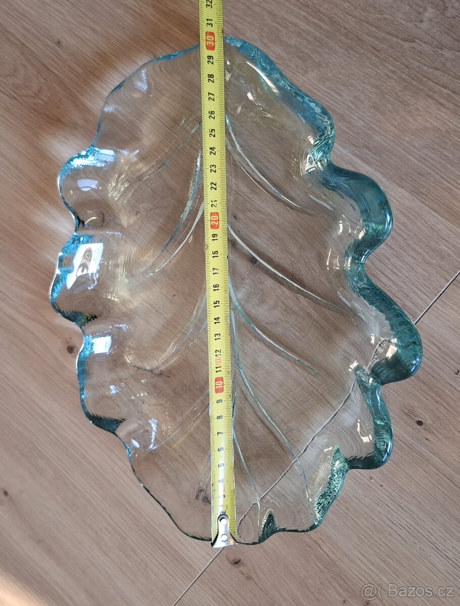 Tác ve tvaru listu - 3