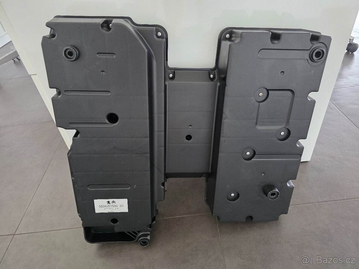 SUBWOOFER - BASOVÝ REPRÁK PEUGEOT 3008/5008 - 3