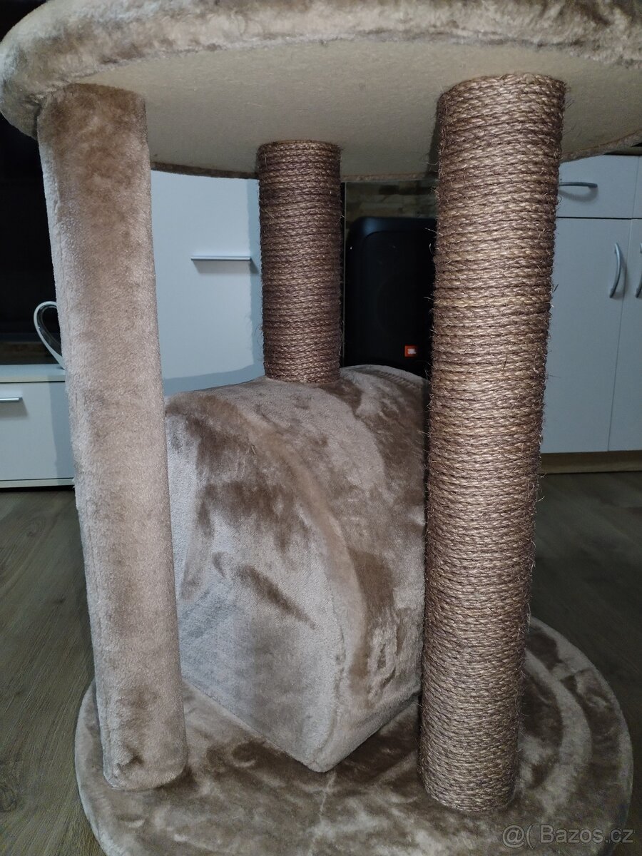 Růžový pelíšek škrabadlo pro kočičku zánovní - 3