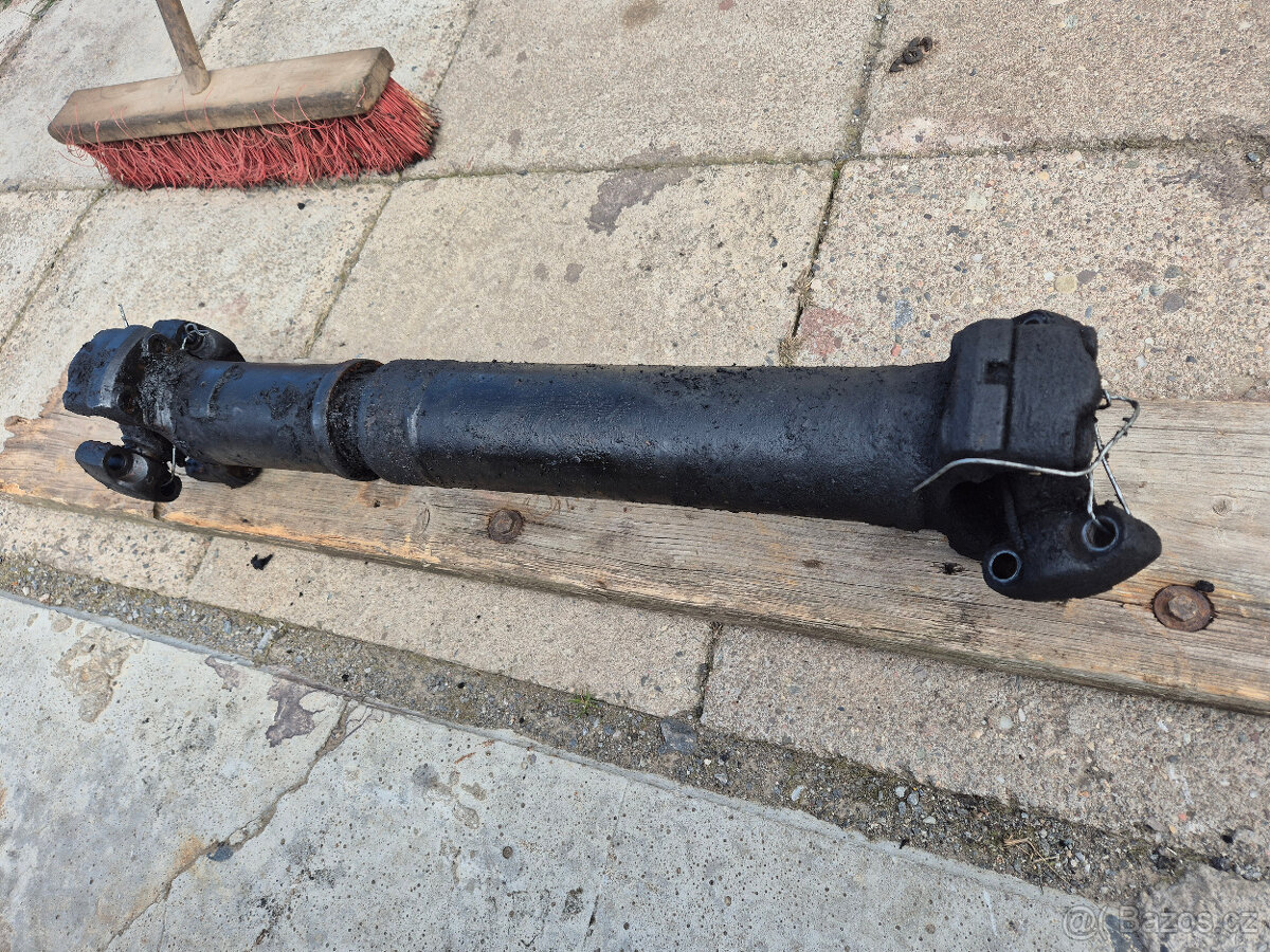 Vyvážečka John Deere 1110D, Valmet náhradní díly - 3