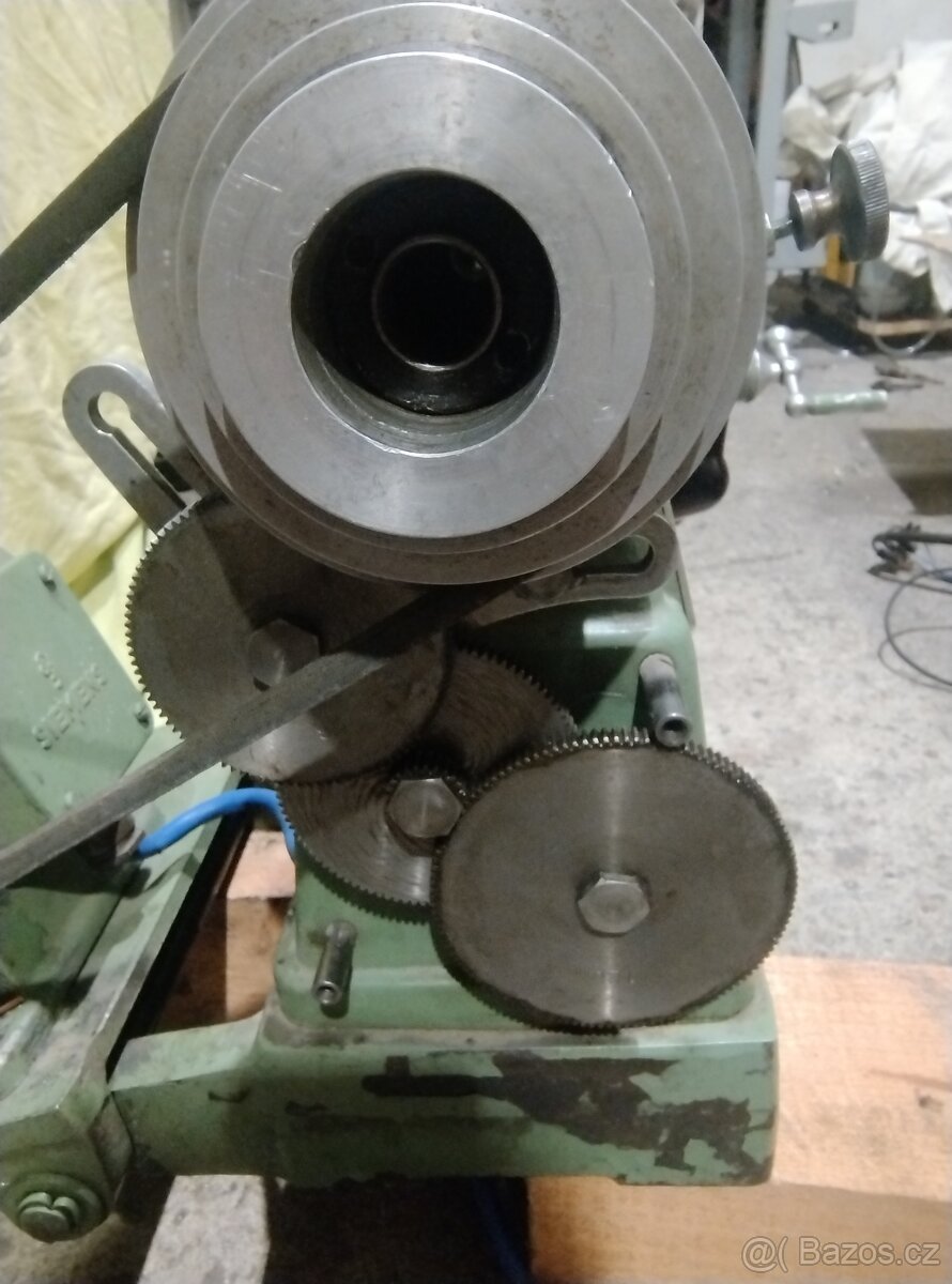 Stolovy soustruh, presny svicarksy soustruh - 3