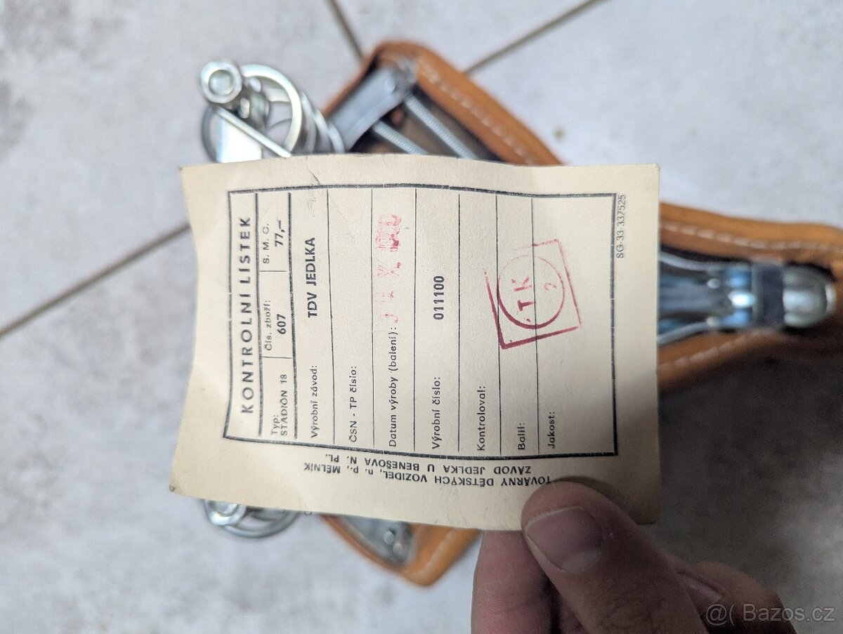 Kožené retro sedlo nové - 3