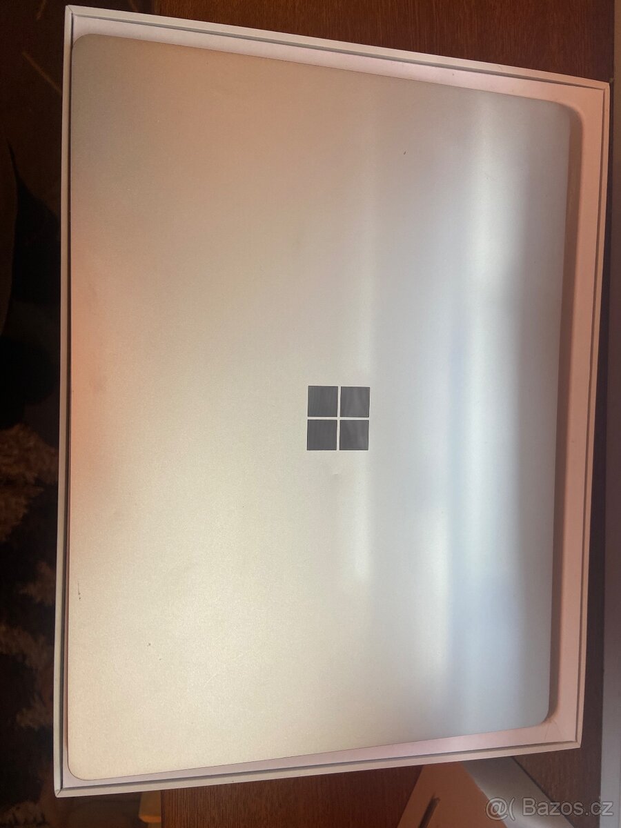 Microsoft Surface Laptop Go – 256 GB - 3