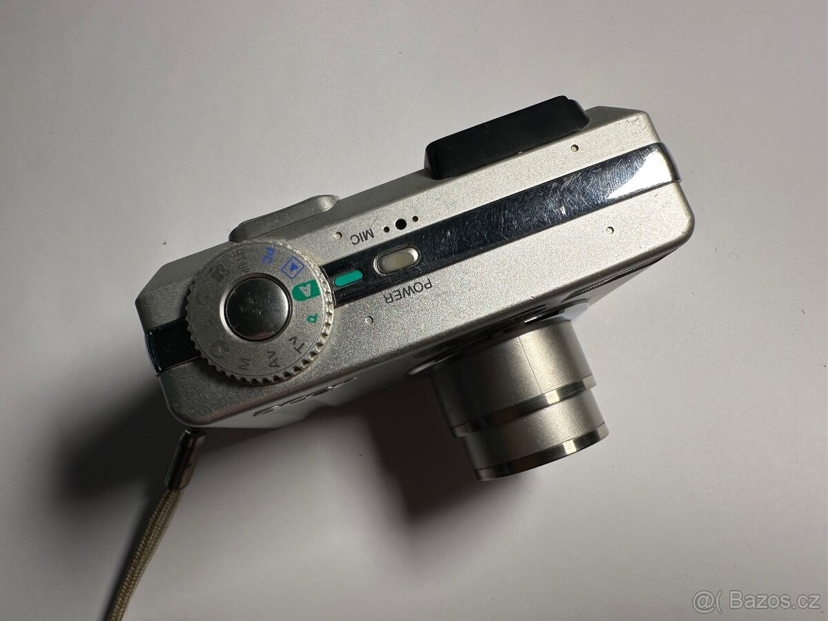 Retro digitální fotoaparát Acer - 3