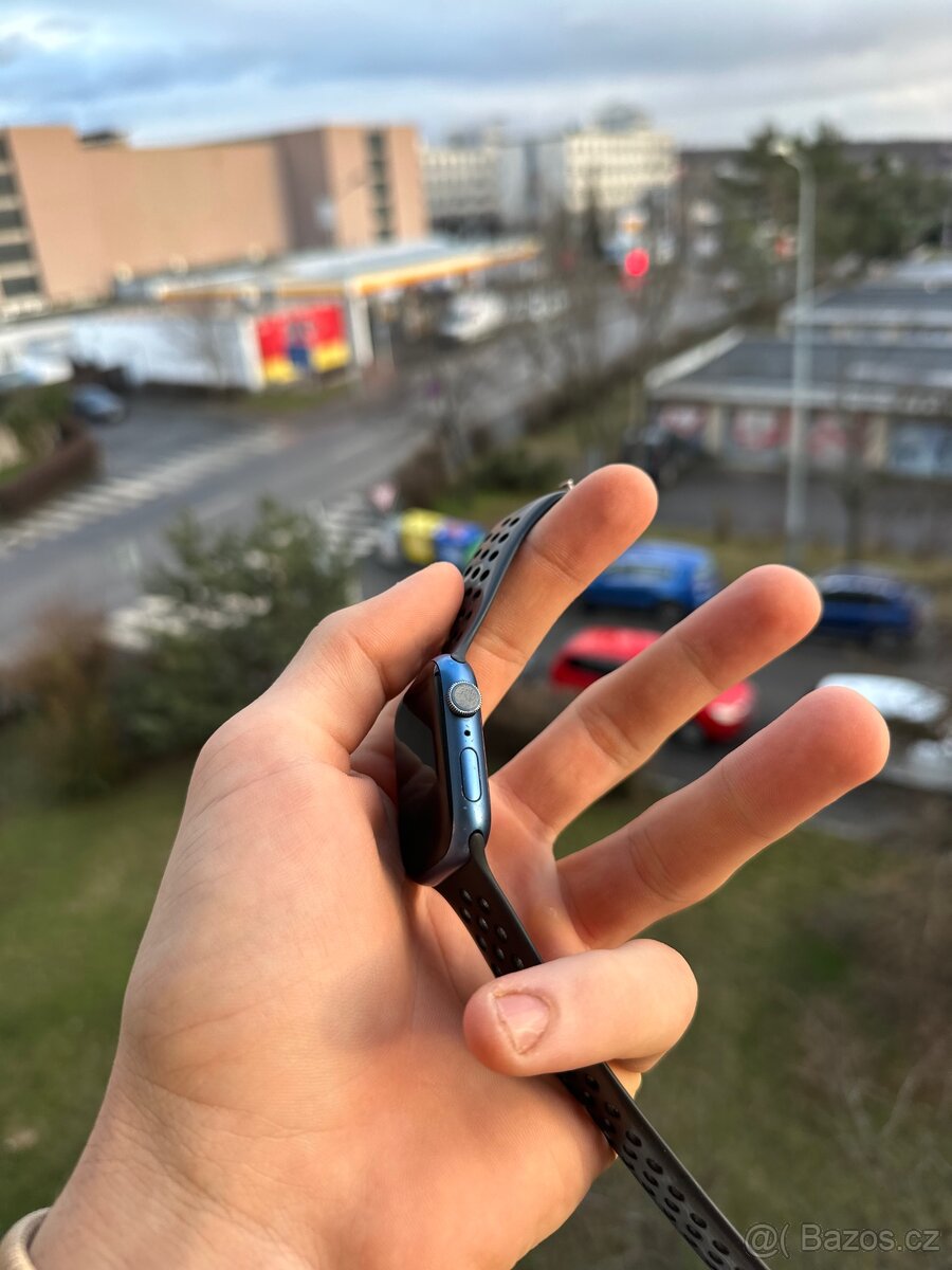 Apple Watch 7 45mm GPS - 3