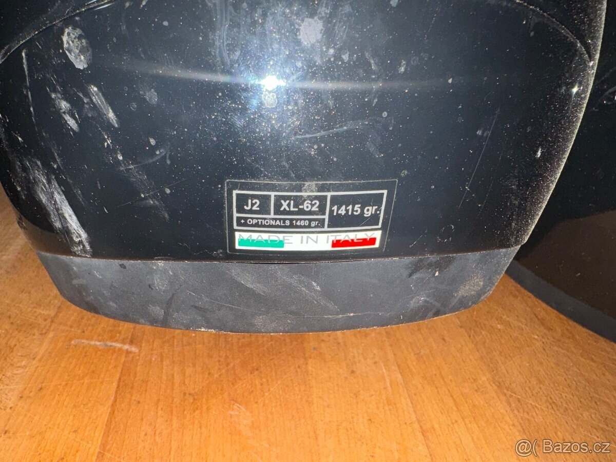 Prodám helmu na moto - sleva. - 3