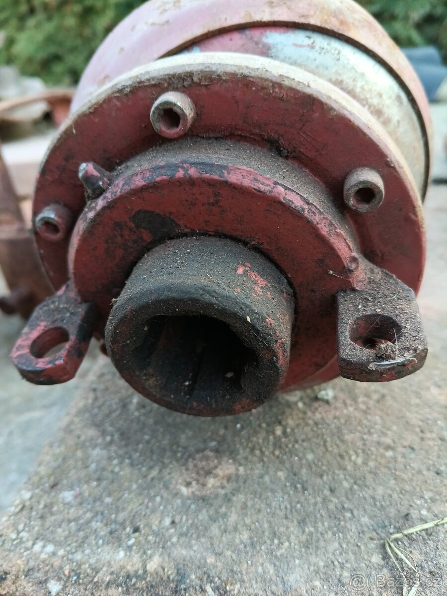 Náhon , kardanová hřídel - 3