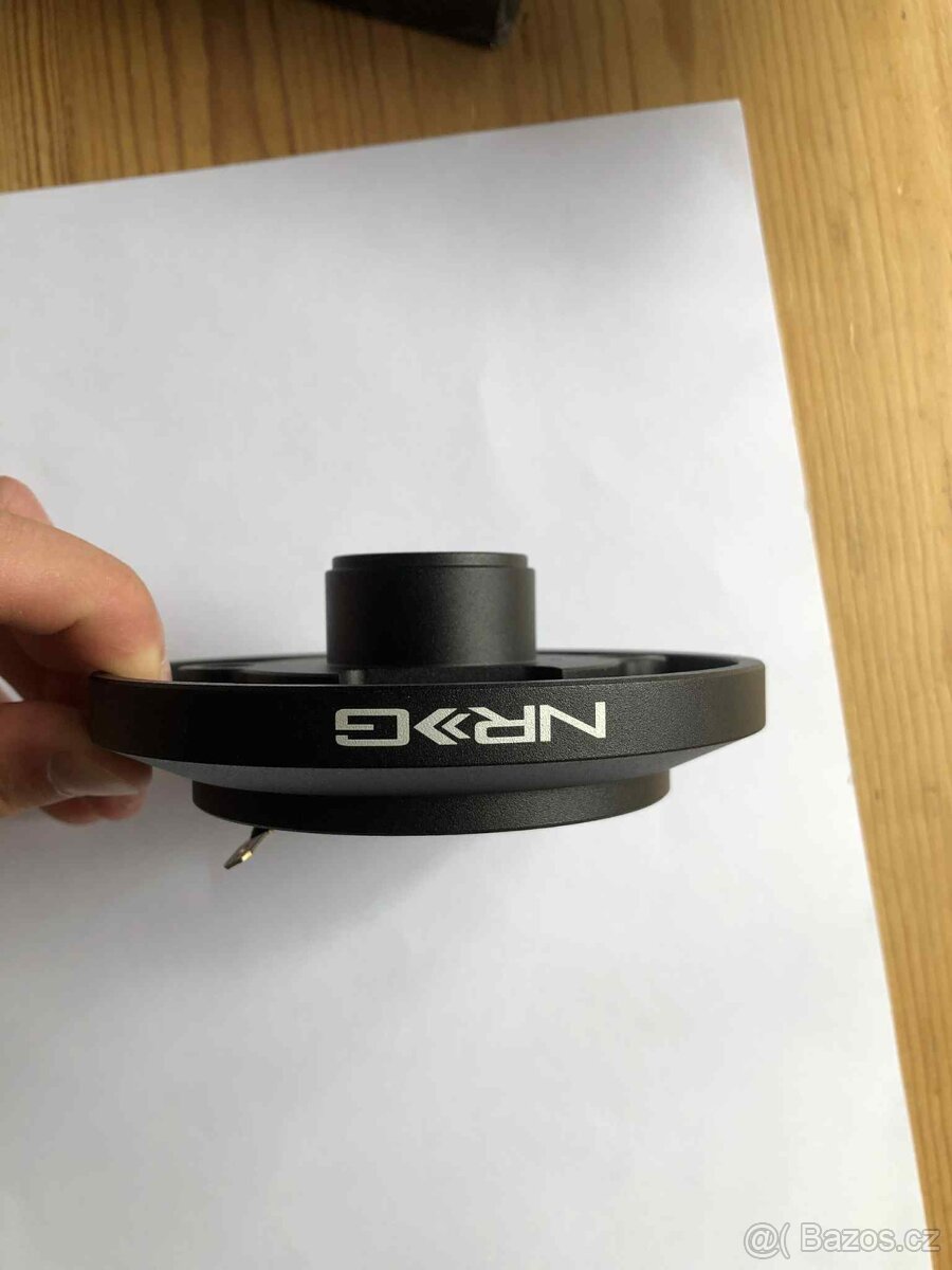 NRG tenká nába na volant SRK-180H - 3