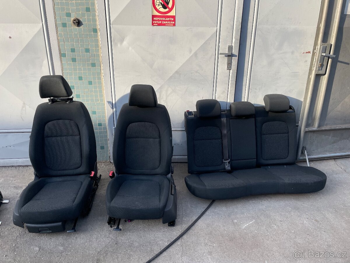 Vyhrivane Sedačky Superb 2 2012 - 3