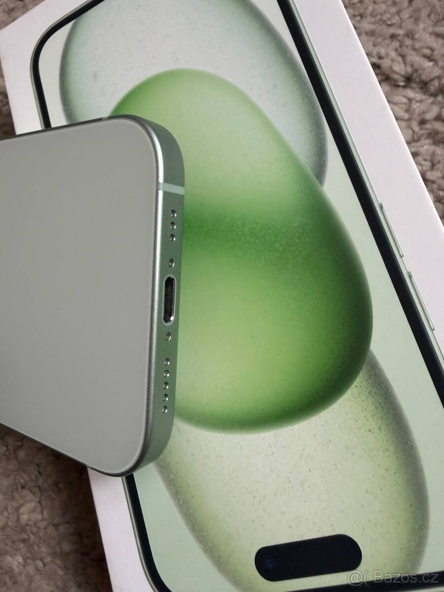 Prodám iPhone 15 (128GB) - 3