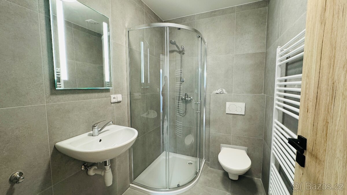 Pronájem nového bytu 1+kk ulice Kollárova - 3