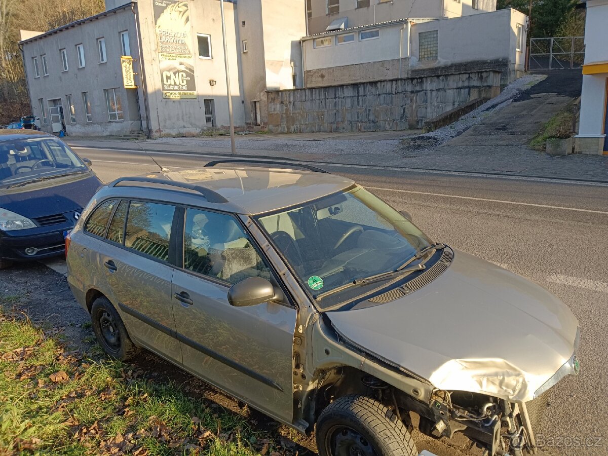 Škoda Fabia II - 3