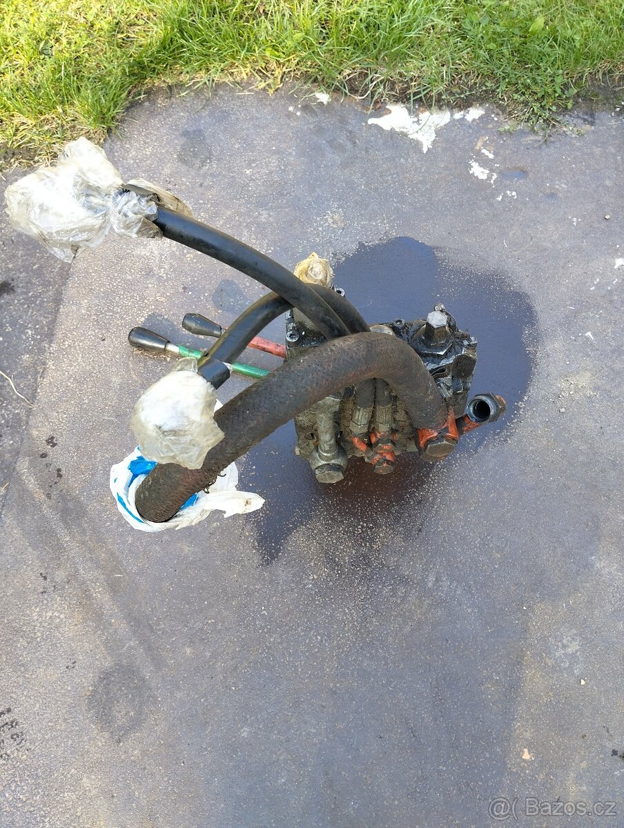 Hydraulický rozvaděč - 3