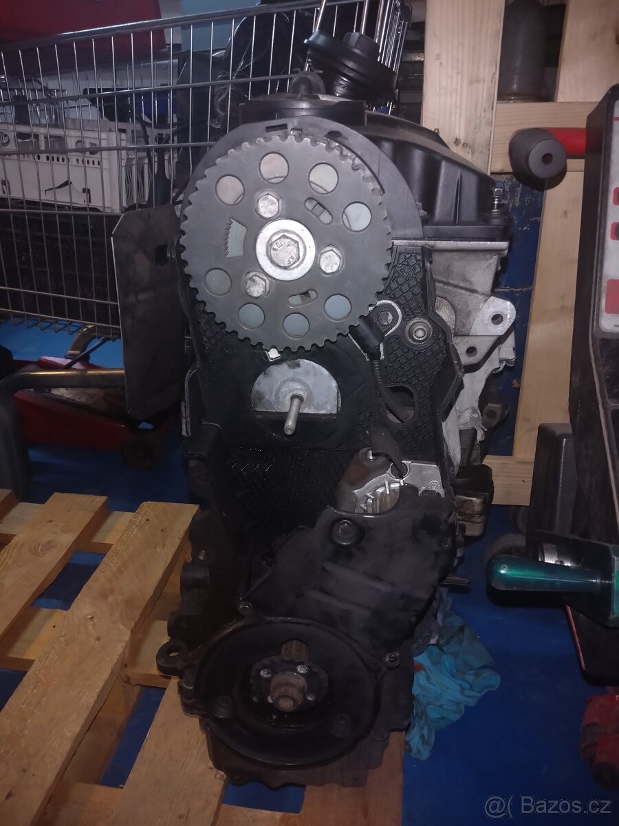 Motor + převodovka VW Caddy - 1,9 TDI, 55 kW, kód motoru BSU - 3