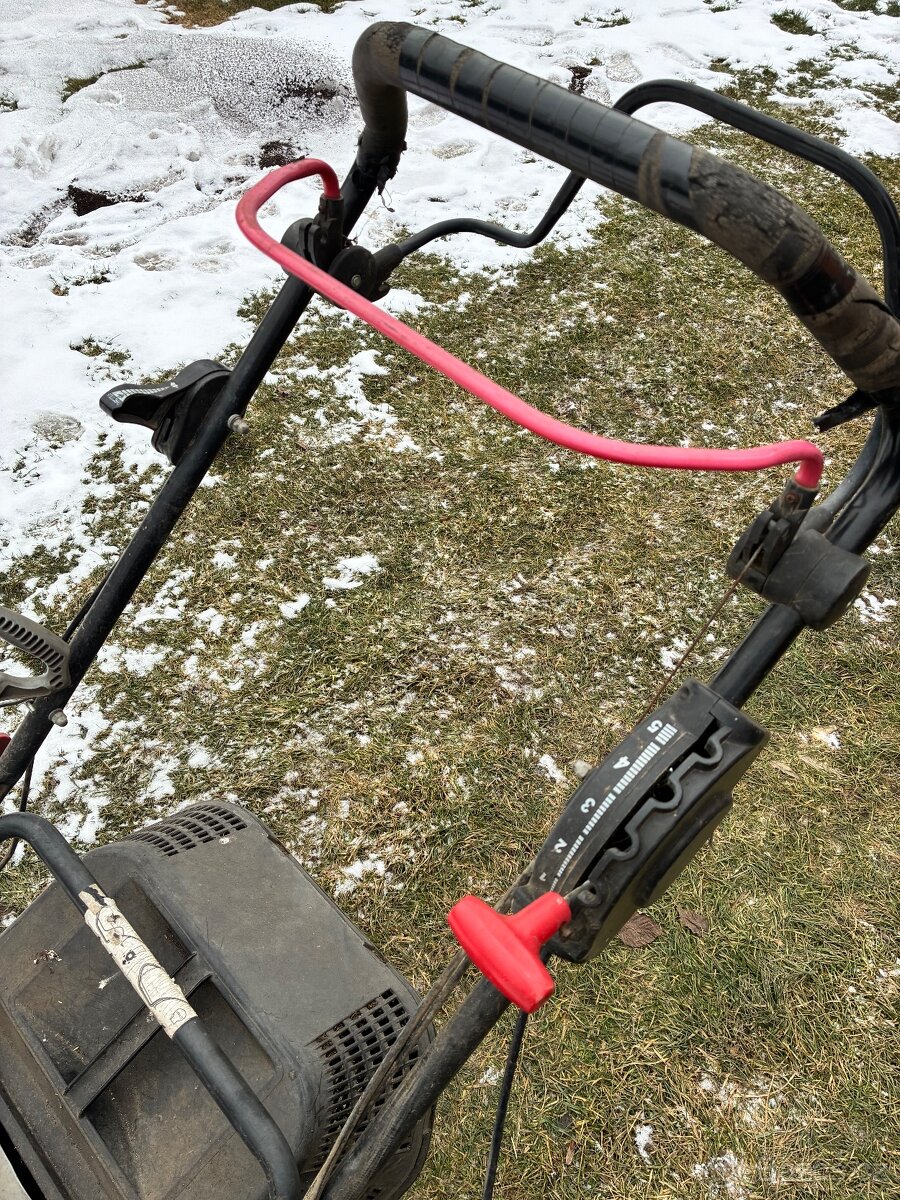 Benzinová sekačka s pojezdem - 3