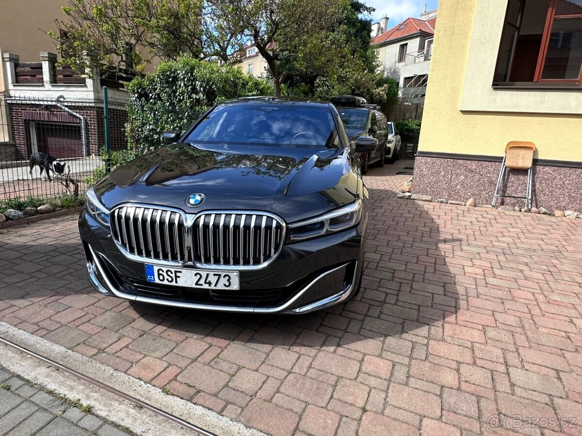 BMW 750i panorama,headuo 75tkm odpočet DPH - 3