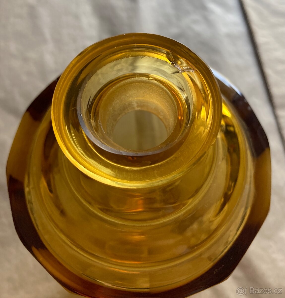 Stará broušená “medová” karafa, 4sklenice - 3