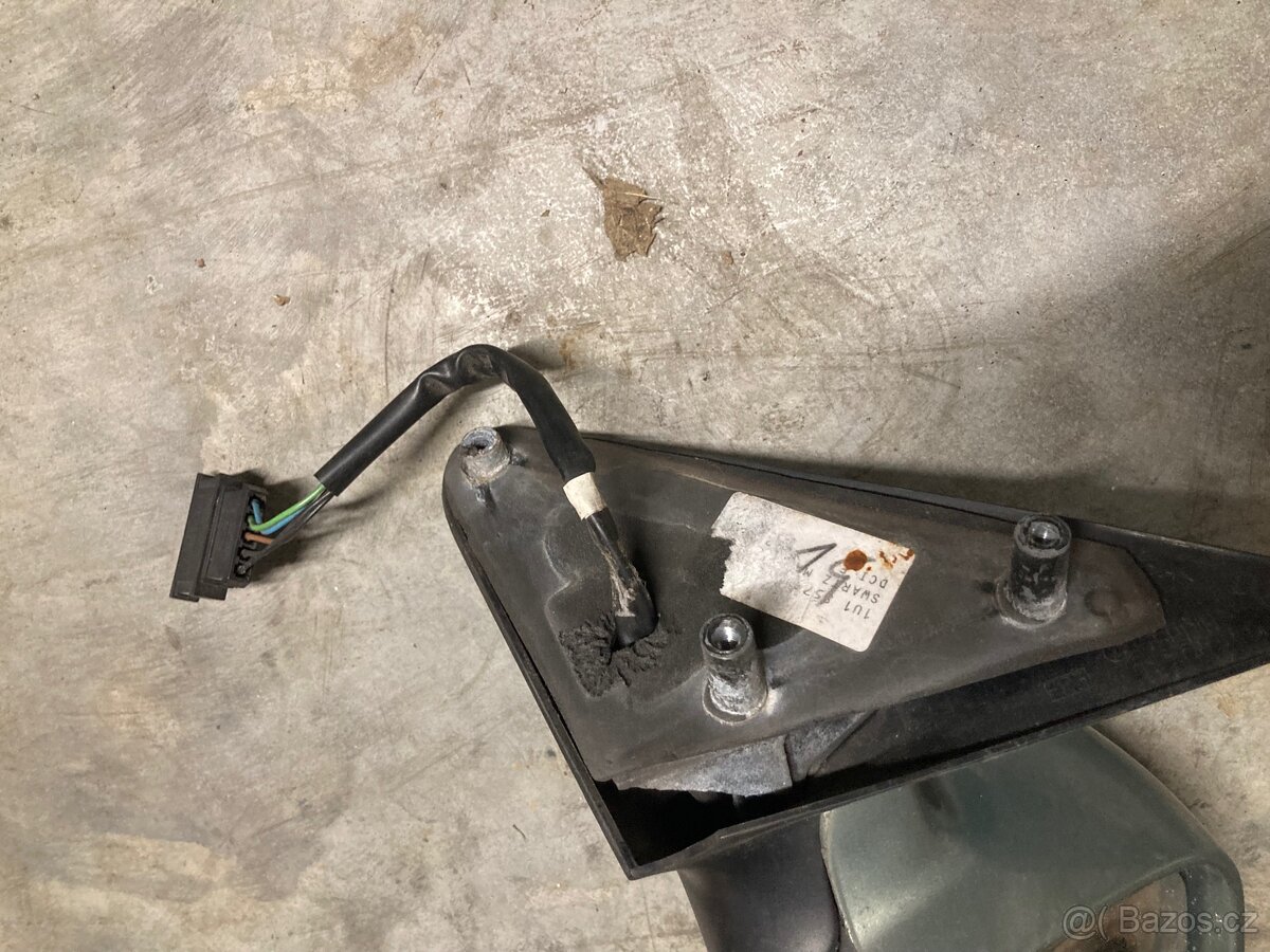 Zrcátko octavia 1 - 3